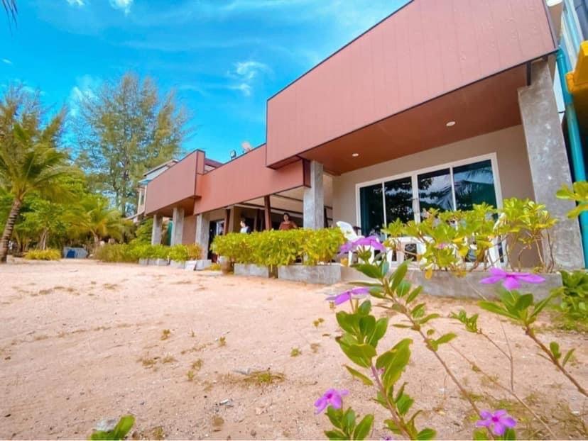 Dang Sea Beach Resort - Sha Nai Yang Beach Buitenkant foto