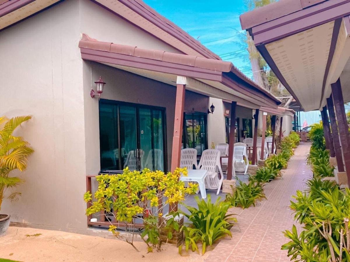 Dang Sea Beach Resort - Sha Nai Yang Beach Buitenkant foto