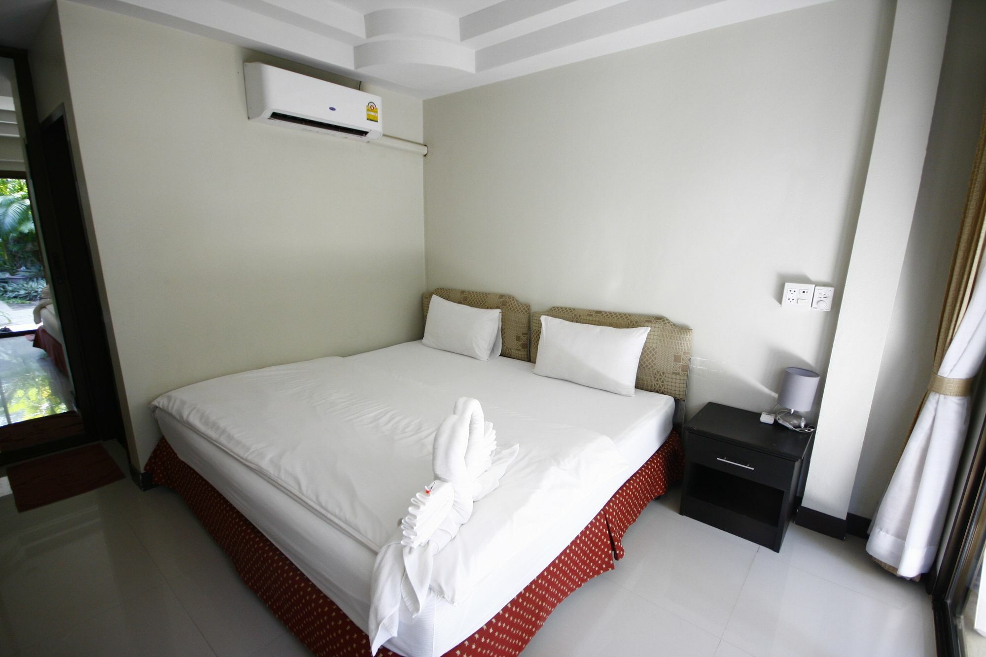 Dang Sea Beach Resort - Sha Nai Yang Beach Buitenkant foto