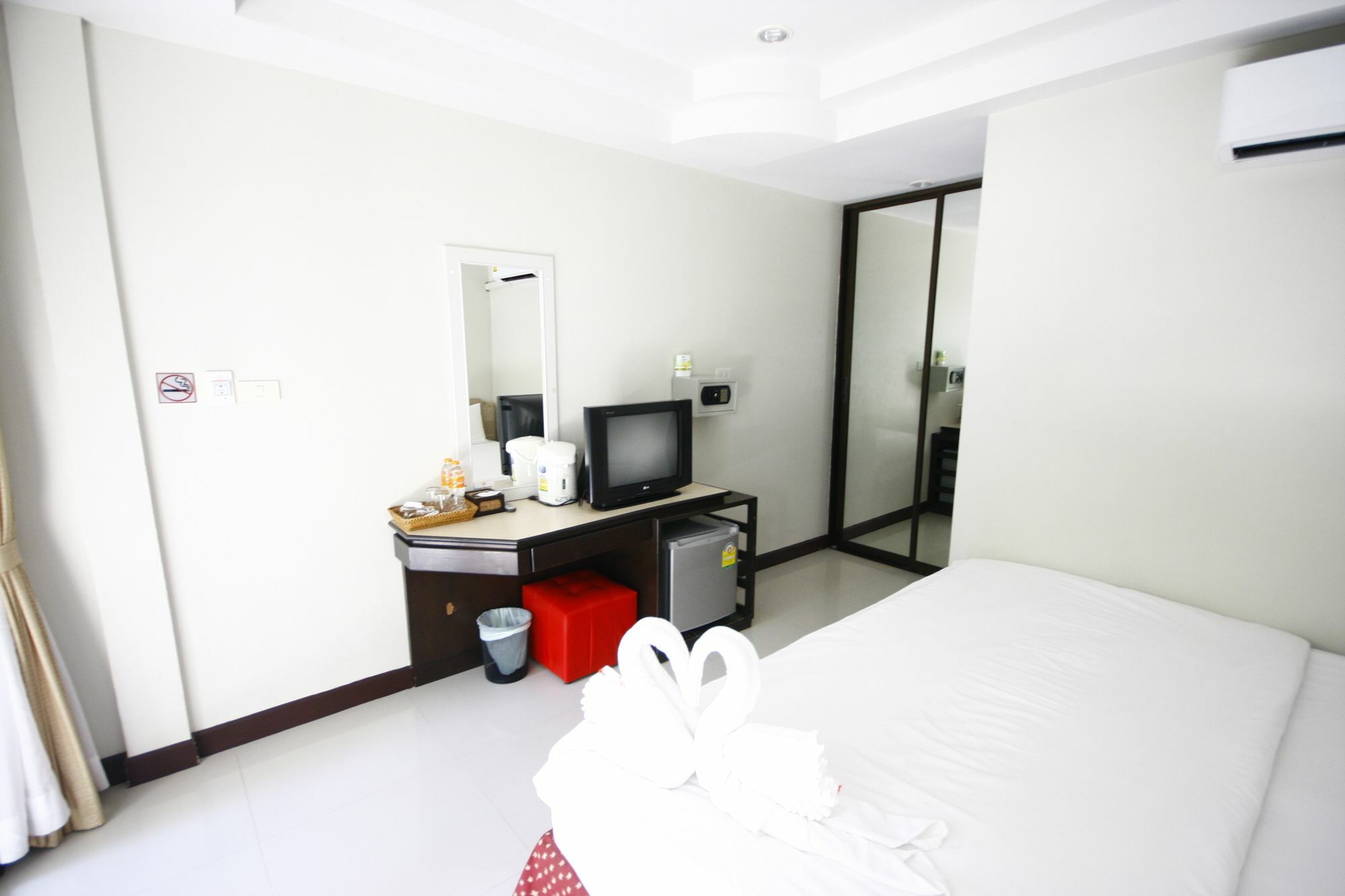 Dang Sea Beach Resort - Sha Nai Yang Beach Buitenkant foto